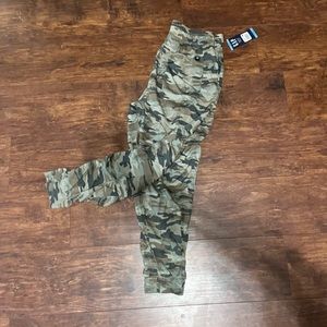 Gap camo joggers